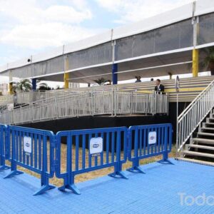 Plastic barricades | affordable, effective pedestrian barricade