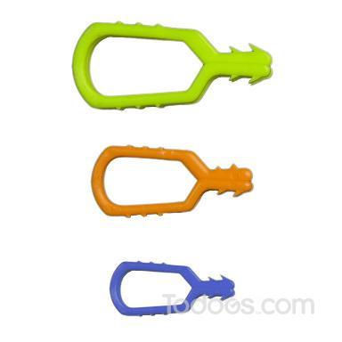 1.5 Inch Mr. Clip can be used with our chain for displaying greeting cards, hanging Christmas lights or awning lights on an RV.