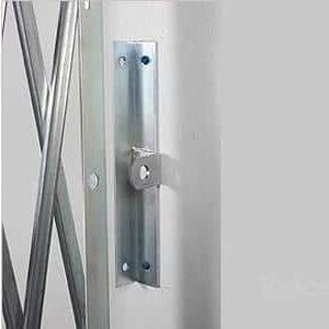 With our gate locking bar, gates can be secured firmly to any wall or fence.