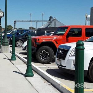 With a total height of 51” or 36″, the 4″ Paramount Decorative Bollards are the only decorative bollard covers that are made to fit over 4” steel pipe